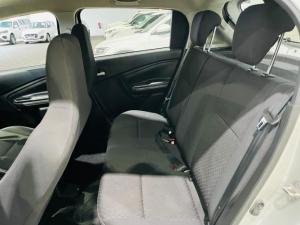 Toyota Vitz 1.0 XR manual - Image 6