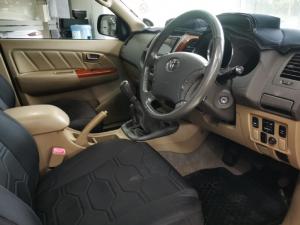 Toyota Fortuner 3.0D-4D 4x4 - Image 4