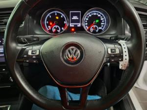 Volkswagen Golf 2.0TDI Comfortline - Image 12