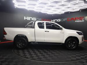 Toyota Hilux 2.4GD-6 Xtra cab Raider auto - Image 3