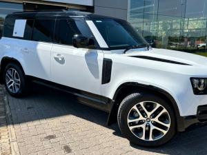 Land Rover Defender 110 D300 X-Dynamic SE - Image 7