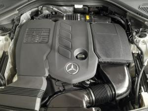 Mercedes-Benz GLC GLC300d 4Matic Avantgarde - Image 11