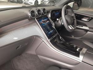 Mercedes-Benz GLC GLC300d 4Matic Avantgarde - Image 15