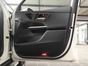 Mercedes-Benz GLC GLC300d 4Matic Avantgarde - Image 9