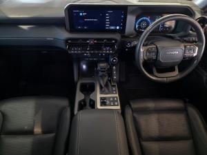 Toyota Land Cruiser Prado 2.8GD VX-R First Edition - Image 7