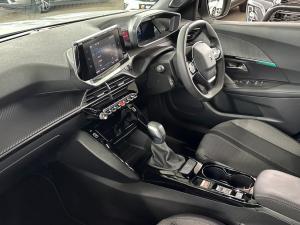 Peugeot 2008 1.2T Allure - Image 7