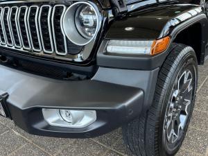 Jeep Wrangler Unlimited 2.0T Sahara - Image 4