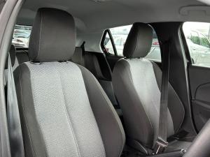 Opel Corsa 1.2T Edition - Image 19