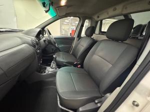 Nissan NP200 1.6i safety pack (aircon) - Image 7