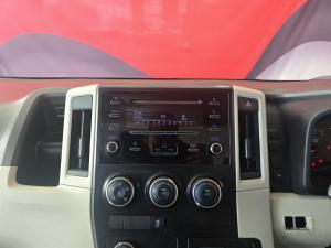 Toyota Quantum 2.8 SLWB bus 14-seater GL manual - Image 10