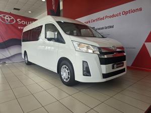 Toyota Quantum 2.8 SLWB bus 14-seater GL manual - Image 1
