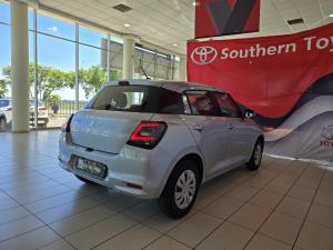 Suzuki Swift 1.2 GL - Image 2