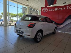 Suzuki Swift 1.2 GL+ auto - Image 2
