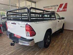 Toyota Hilux 2.4GD-6 single cab Raider manual - Image 2