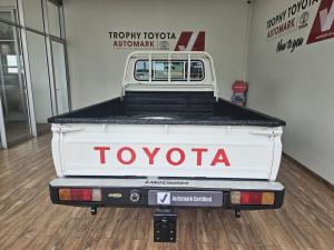 Toyota Land Cruiser 79 4.5D-4D LX V8 single cab - Image 5