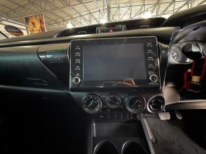 Toyota Hilux 2.4GD-6 double cab 4x4 Raider auto - Image 13