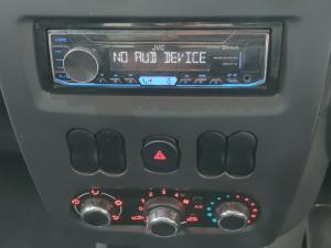 Nissan NP200 1.6i safety pack (aircon) - Image 6