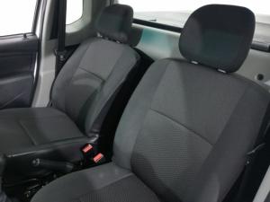 Nissan NP200 1.6i safety pack (aircon) - Image 8