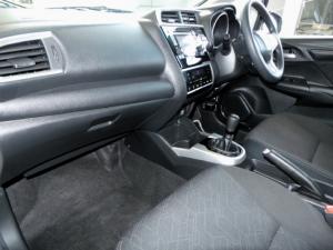 Honda WR-V 1.2 Comfort - Image 9