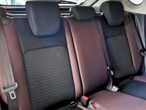 Toyota Starlet Cross 1.5 XR manual - Image 9