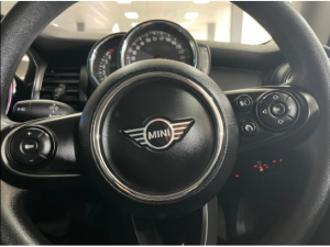 MINI Hatch One Hatch 5-door - Image 7
