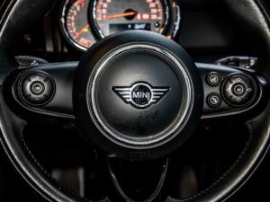 MINI Hatch One Hatch 5-door - Image 8