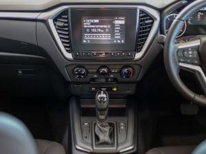 Isuzu D-Max 1.9TD double cab LS auto - Image 12
