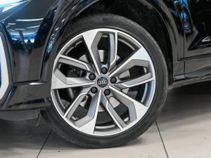 Audi Q2 35TFSI S line - Image 3