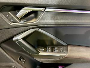 Audi RSQ3 quattro - Image 15