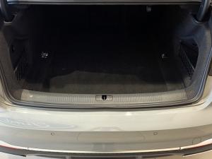 Audi A4 40TFSI S line - Image 10