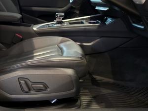 Audi A4 40TFSI S line - Image 15