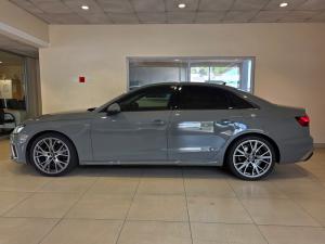 Audi A4 40TFSI S line - Image 2