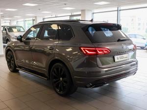 Volkswagen Touareg V6 TDI Executive R-Line - Image 9