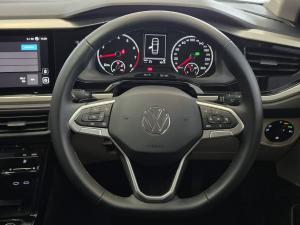 Volkswagen Polo sedan 1.0TSI Life - Image 11