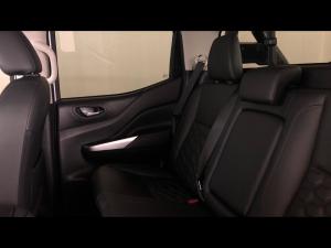 Nissan Navara 2.5DDTi double cab LE Plus 4x4 - Image 11