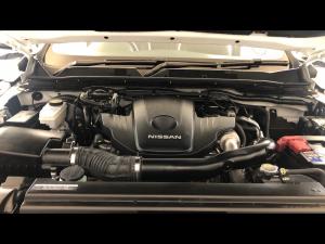 Nissan Navara 2.5DDTi double cab LE Plus 4x4 - Image 14