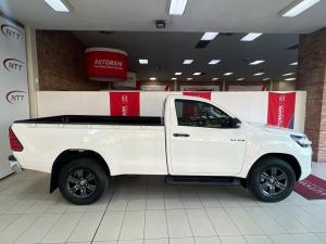 Toyota Hilux 2.4GD-6 single cab Raider manual - Image 3