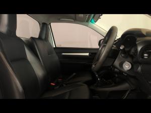 Toyota Hilux 2.0 single cab S (aircon) - Image 10