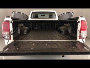 Toyota Hilux 2.0 single cab S (aircon) - Image 13