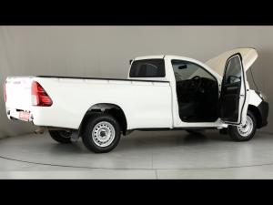Toyota Hilux 2.0 single cab S (aircon) - Image 31