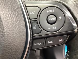 Toyota RAV4 2.0 VX - Image 10