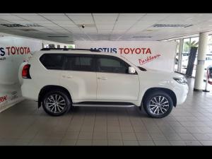 Toyota Land Cruiser Prado 2.8GD VX-L - Image 3