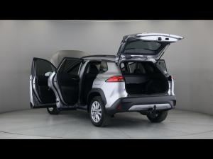 Toyota Corolla Cross 1.8 HEV XS - Image 10