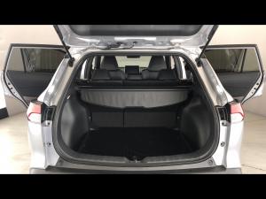 Toyota Corolla Cross 1.8 HEV XS - Image 18