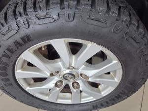 Toyota Land Cruiser 200 4.5D-4D V8 VX-R - Image 16