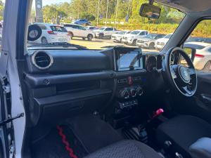 Suzuki Jimny 1.5 GLX AllGrip 3-door manual - Image 7