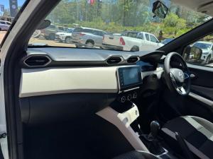 Nissan Magnite 1.0 Acenta auto - Image 7