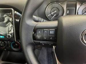 Toyota Hilux 2.4 GD-6 RB RaiderS/C - Image 9