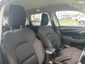 Toyota Urban Cruiser 1.5 XR automatic - Image 19