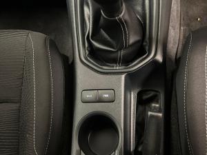 Toyota Hilux 2.4 GD-6 RB RaiderE/CAB - Image 11